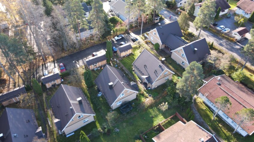 Taloyhtiökohde: As Oy Espoon Vallesmanni – Tiilikatto